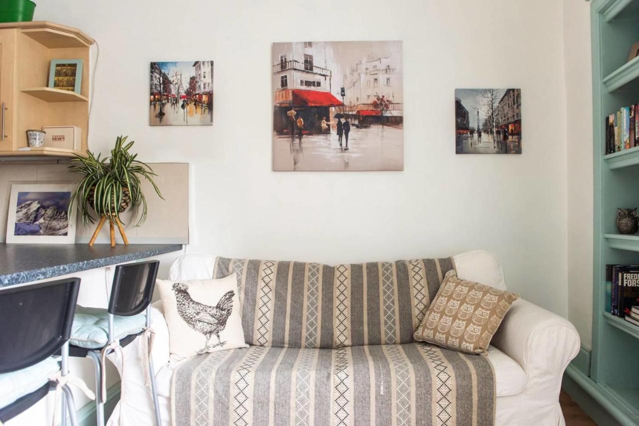 Guestready - Cosy Home 5 Minutes From Waverley! 에든버러 외부 사진